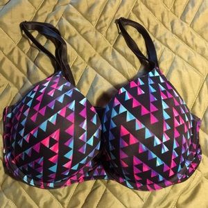 PINK Victoria's Secret 34D push up bra under wire